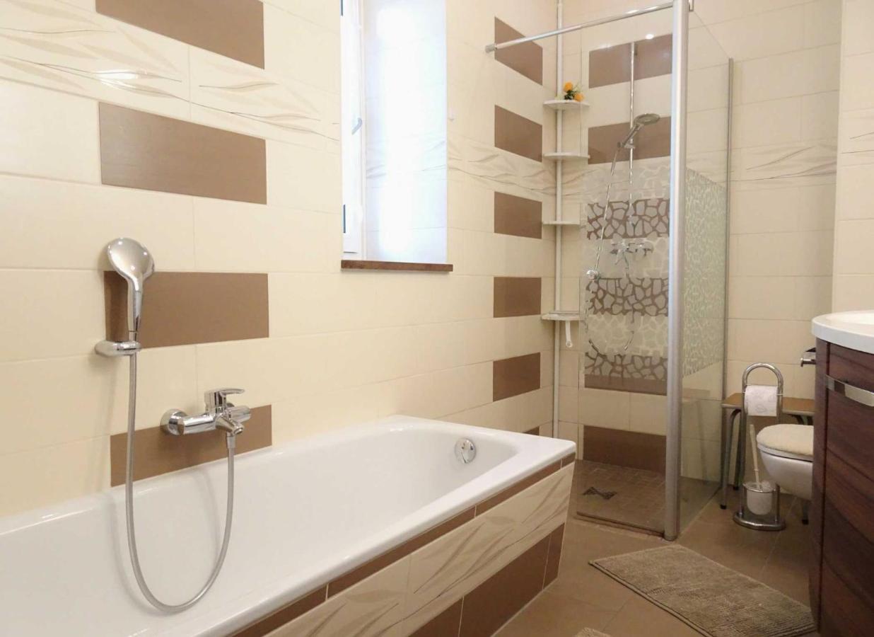 Ferienwohnung Helbig Tätzschwitz エクステリア 写真