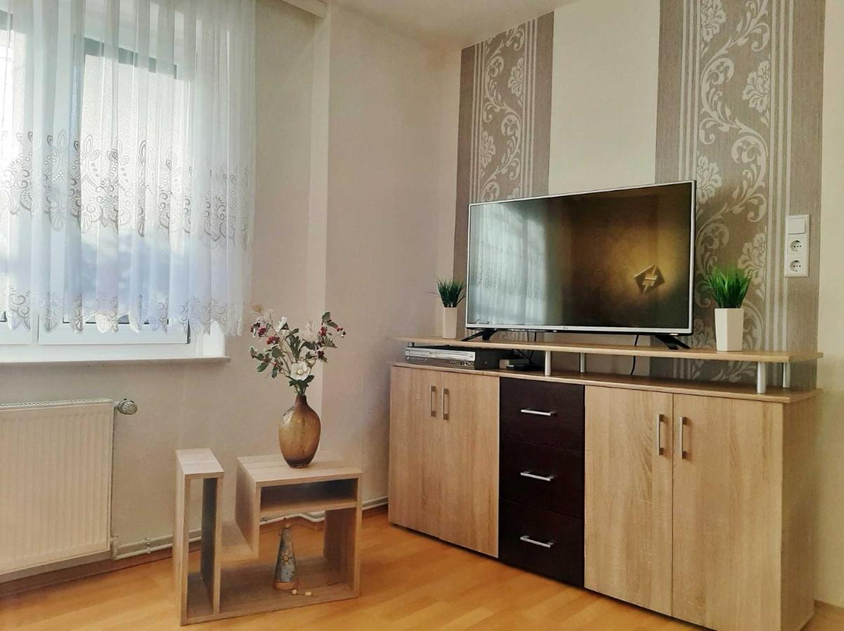 Ferienwohnung Helbig Tätzschwitz エクステリア 写真