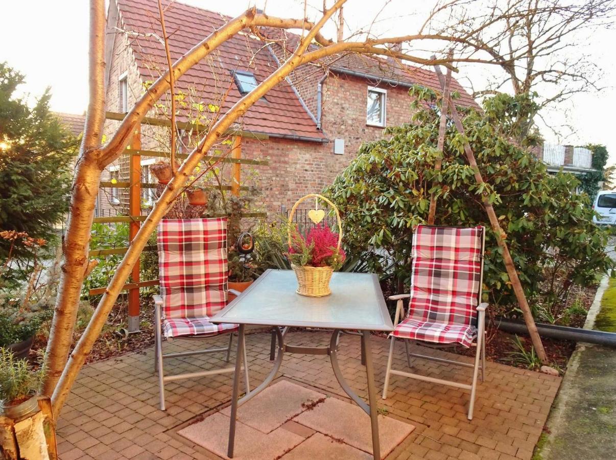 Ferienwohnung Helbig Tätzschwitz エクステリア 写真